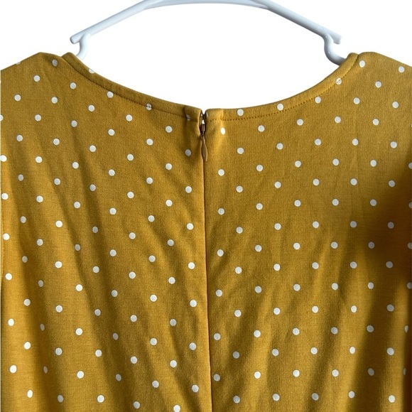 Old Navy Dress MustardYellow Polka Dot Flutter Sleeve Ruffle Hem • Used • Medium - Picture 5 of 5
